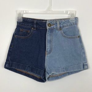 Bullhead | Two Tone Mom Jean Short